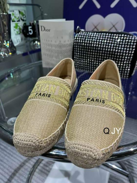 Picture of Dior Shoes _SKUDiorcoloursz35-40JY02103545